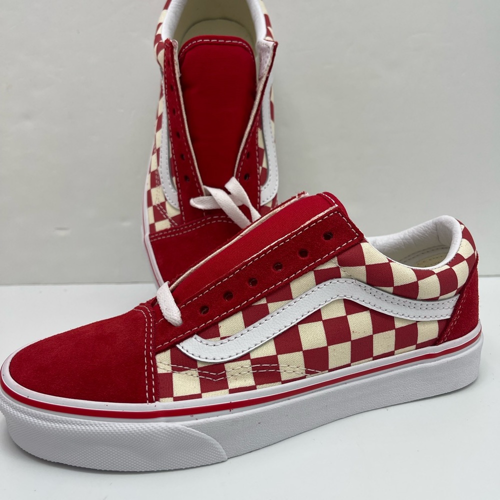 Vans WMNS Old Skool
(Primary Check) Rng Red/White Sneakers 
VN0A38G1P0T - Picture 15 of 16